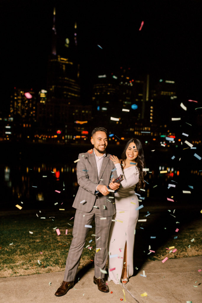 classy-engagement-session-in-downtown-nashville